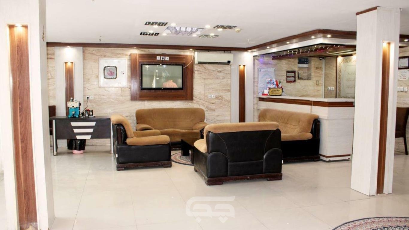 خانه مسافر عطایی یزدی مشهد لابی 1