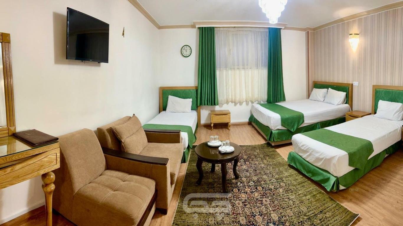 هتل کوثر مشهد اتاق چهار تخته 2
